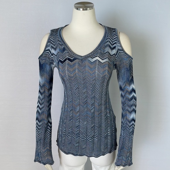 WHBM Blue Zigzag Open Shoulder Sweater X Small - Picture 3 of 10